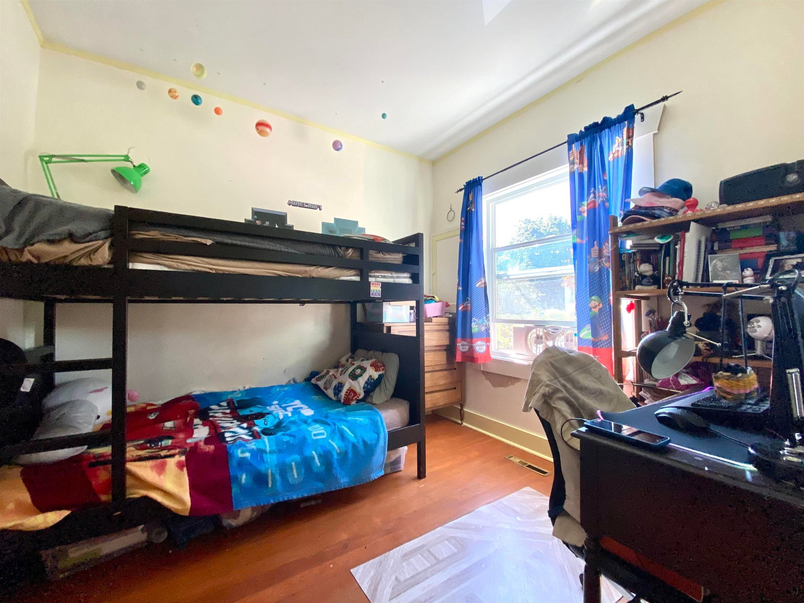 Listing Image 18