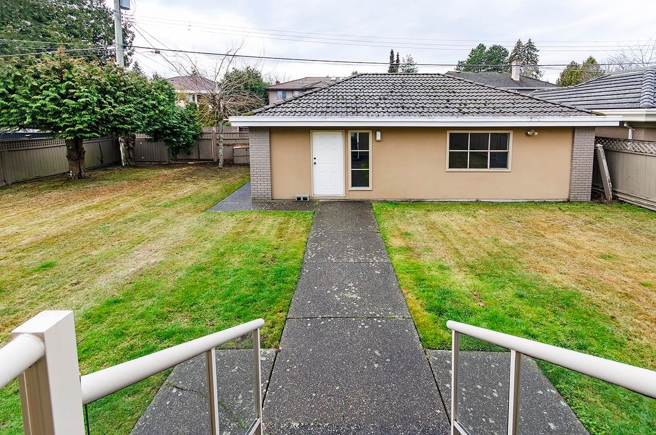 Listing Image 19