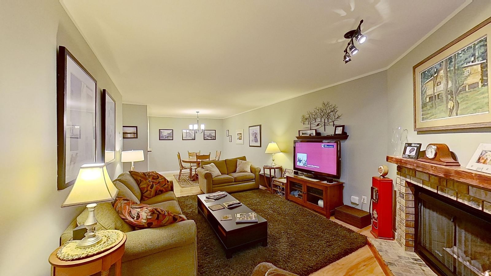 Listing Image 21
