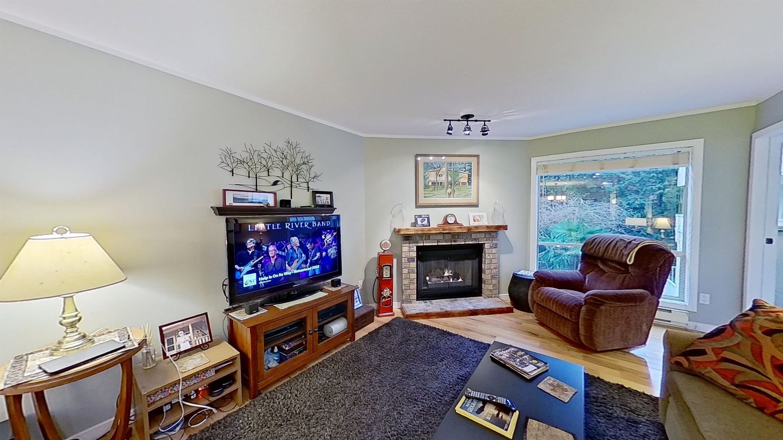 Listing Image 35