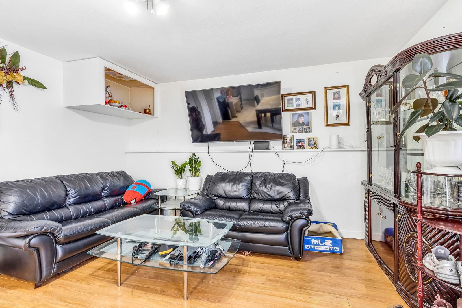 Listing Image 20