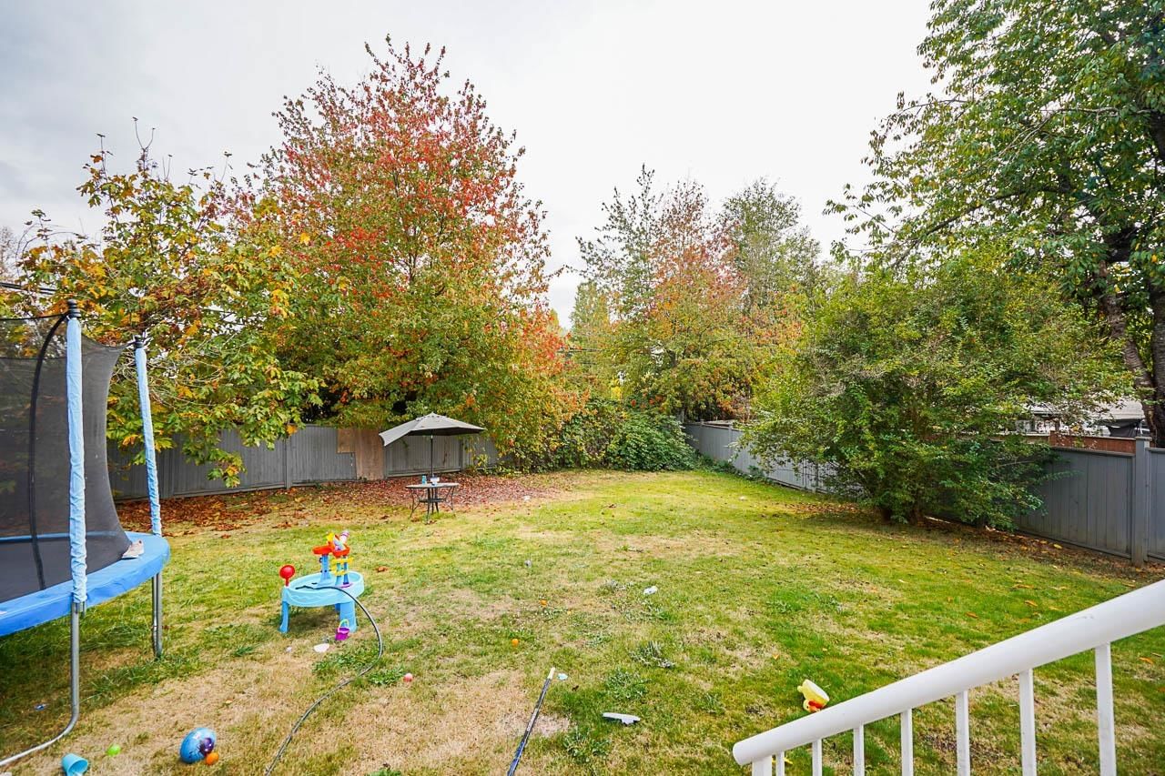 Listing Image 26