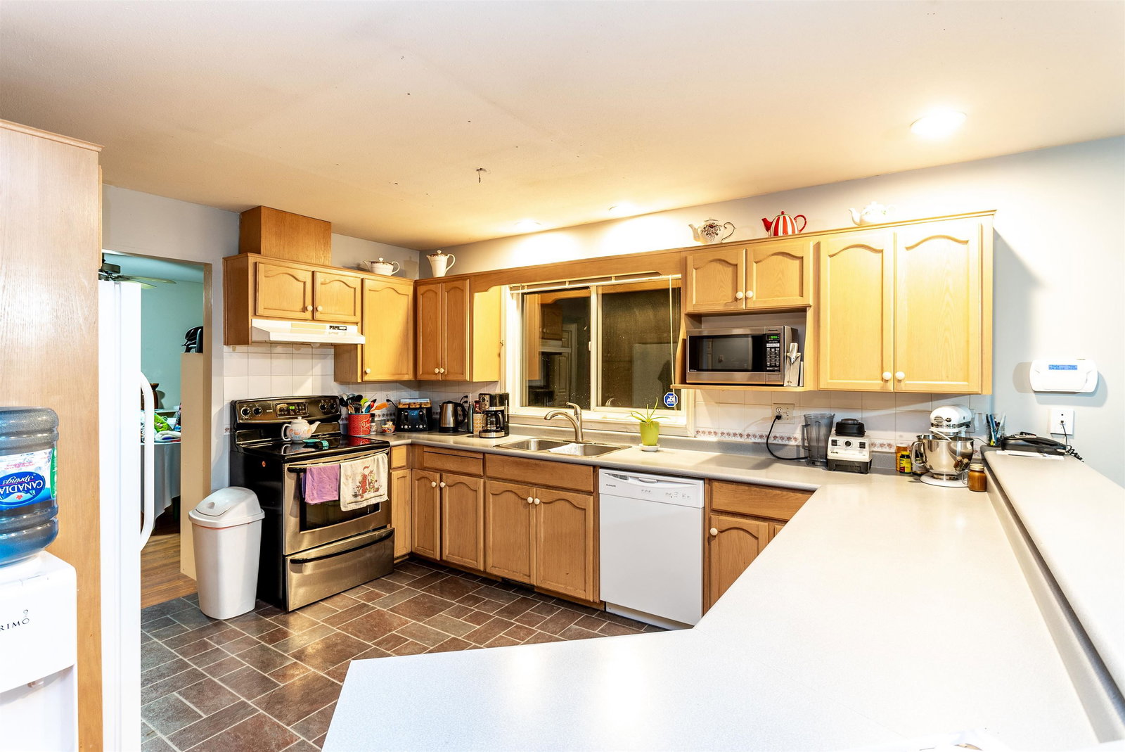 Listing Image 10