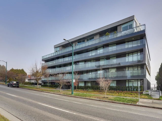 208 - 7638 Cambie Street