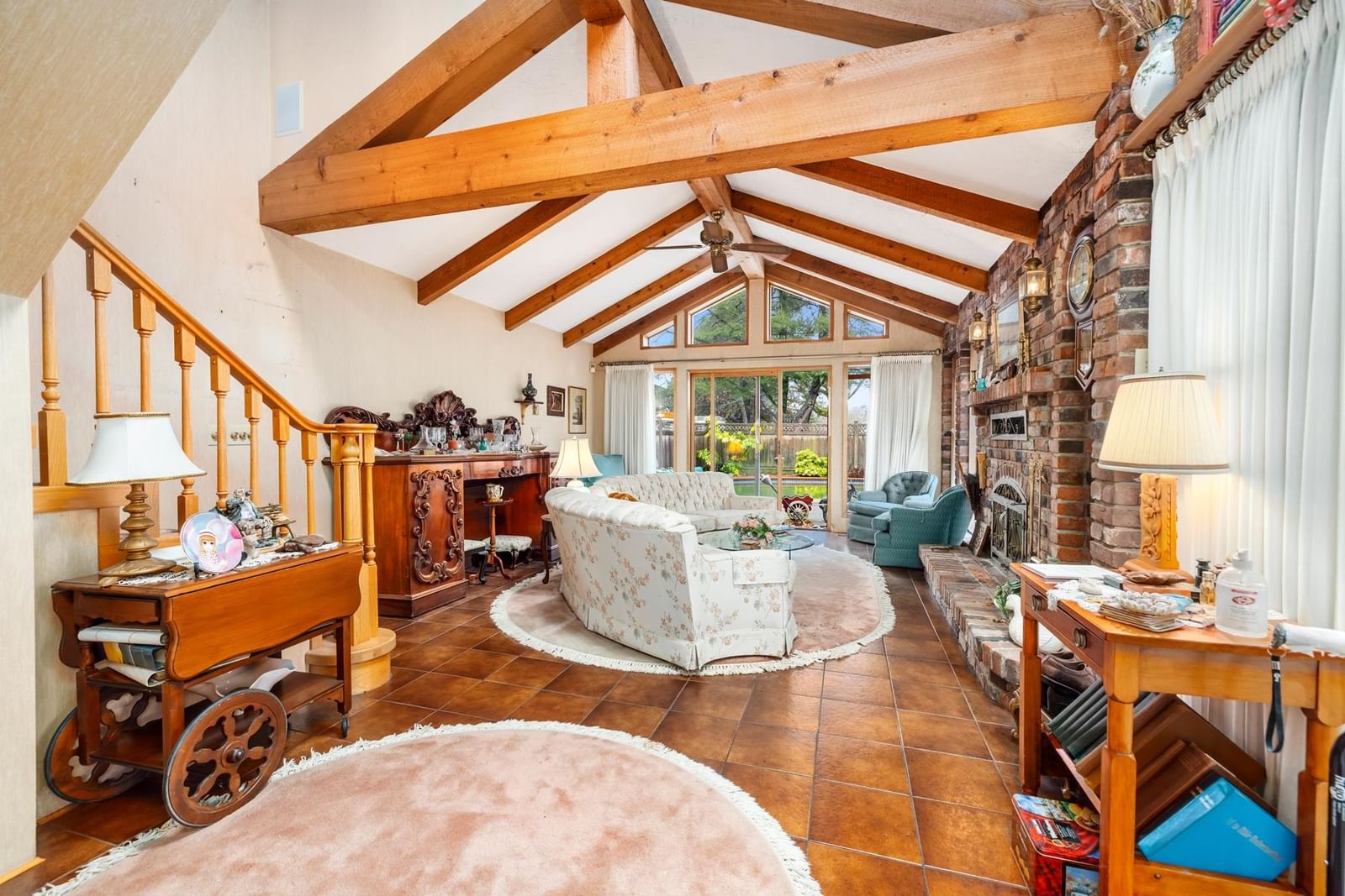 Listing Image 11