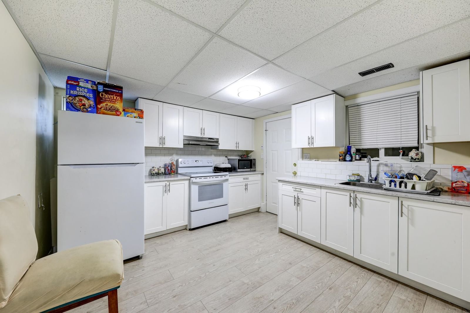 Listing Image 13
