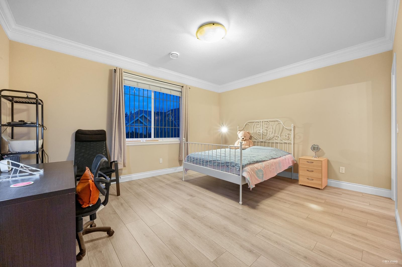 Listing Image 13