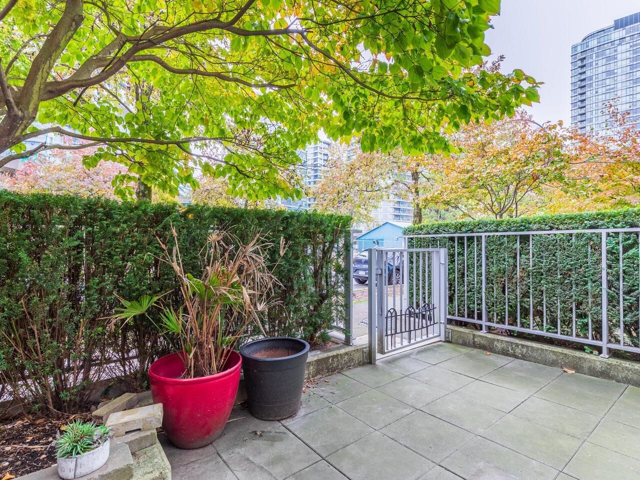 Listing Image 19