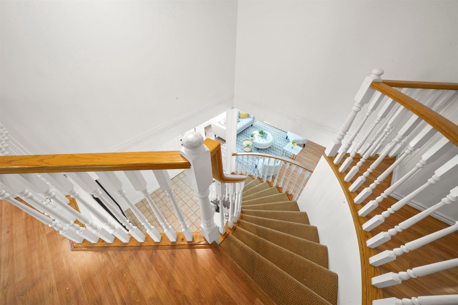 Listing Image 17