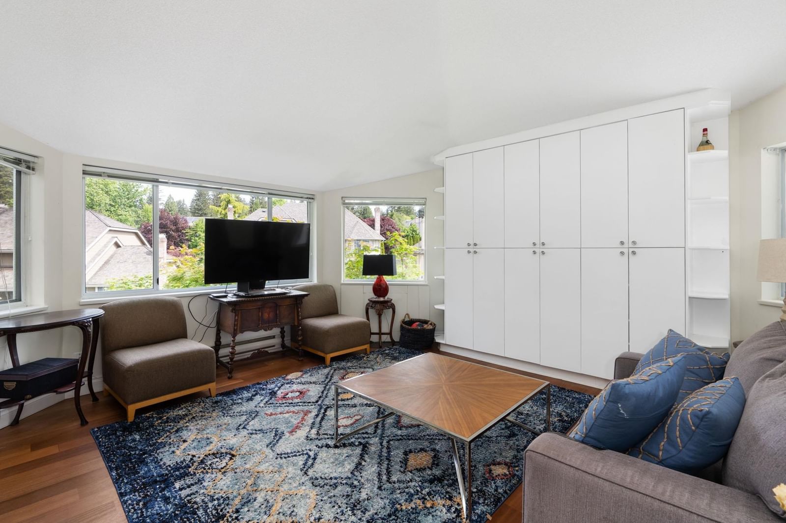 Listing Image 19