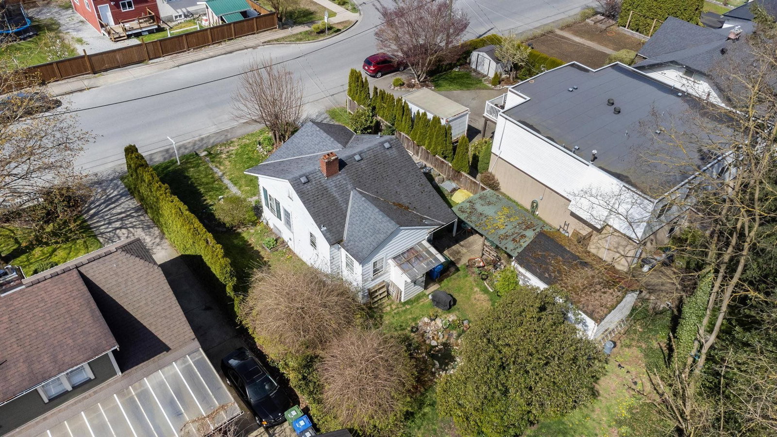 Listing Image 4