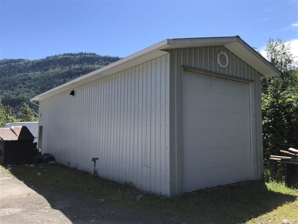 Listing Image 17