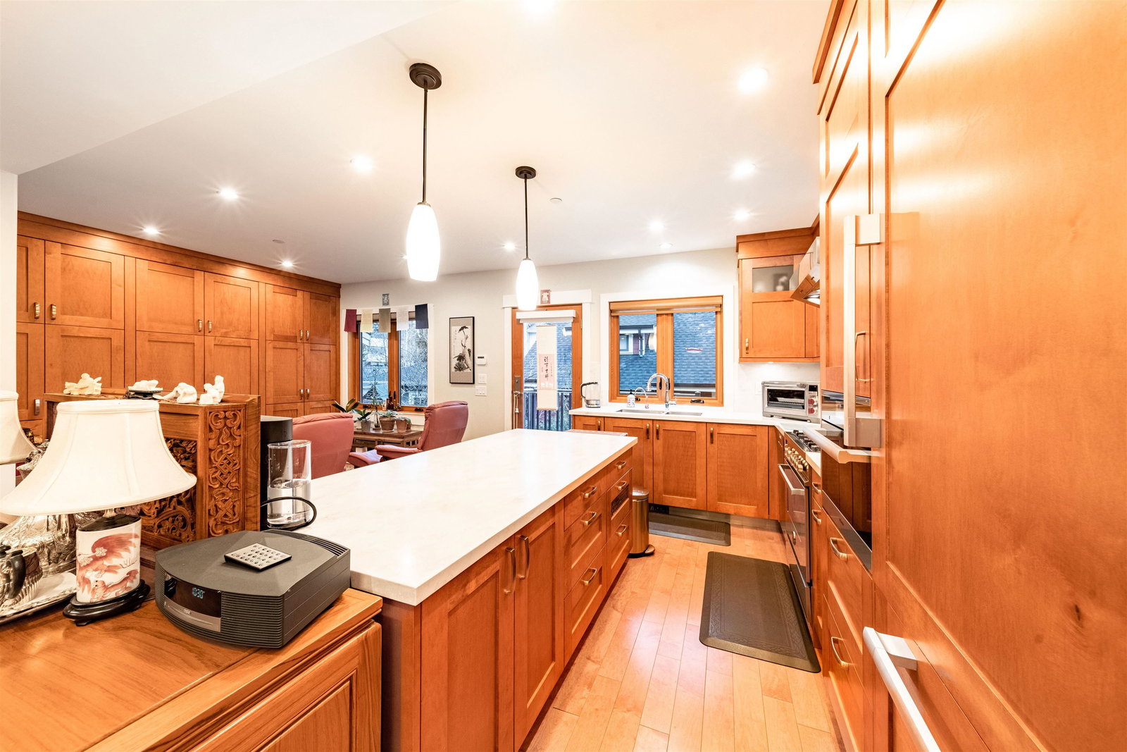 Listing Image 9