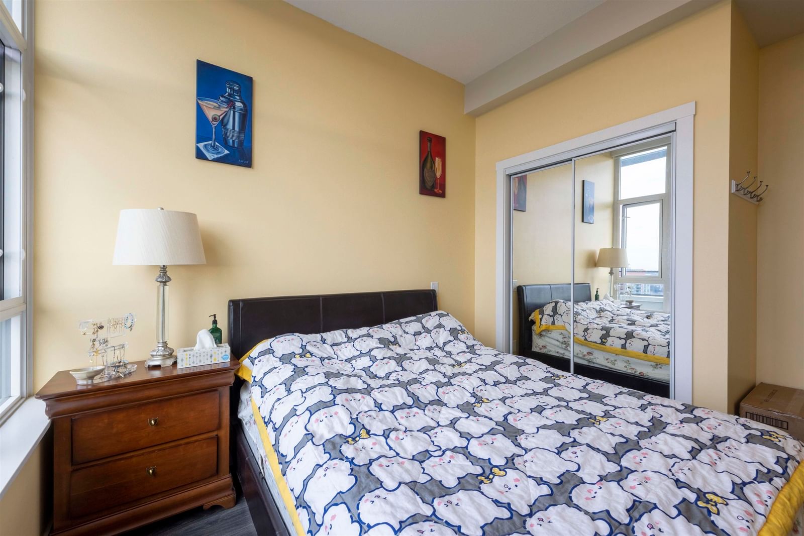 Listing Image 10