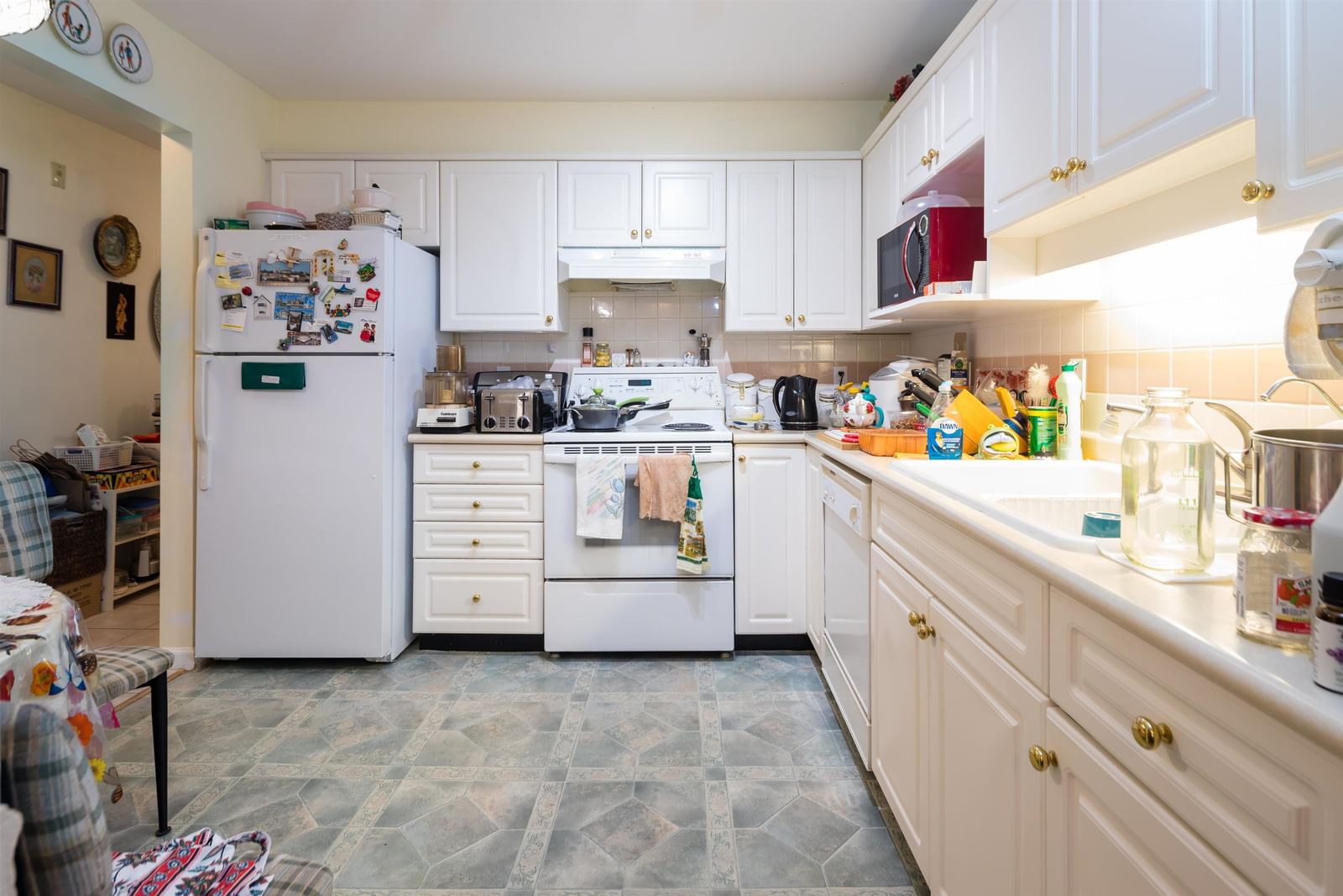 Listing Image 10