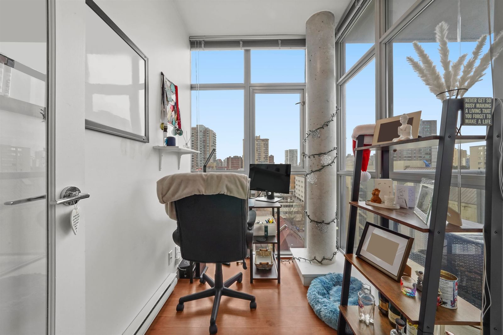 Listing Image 21