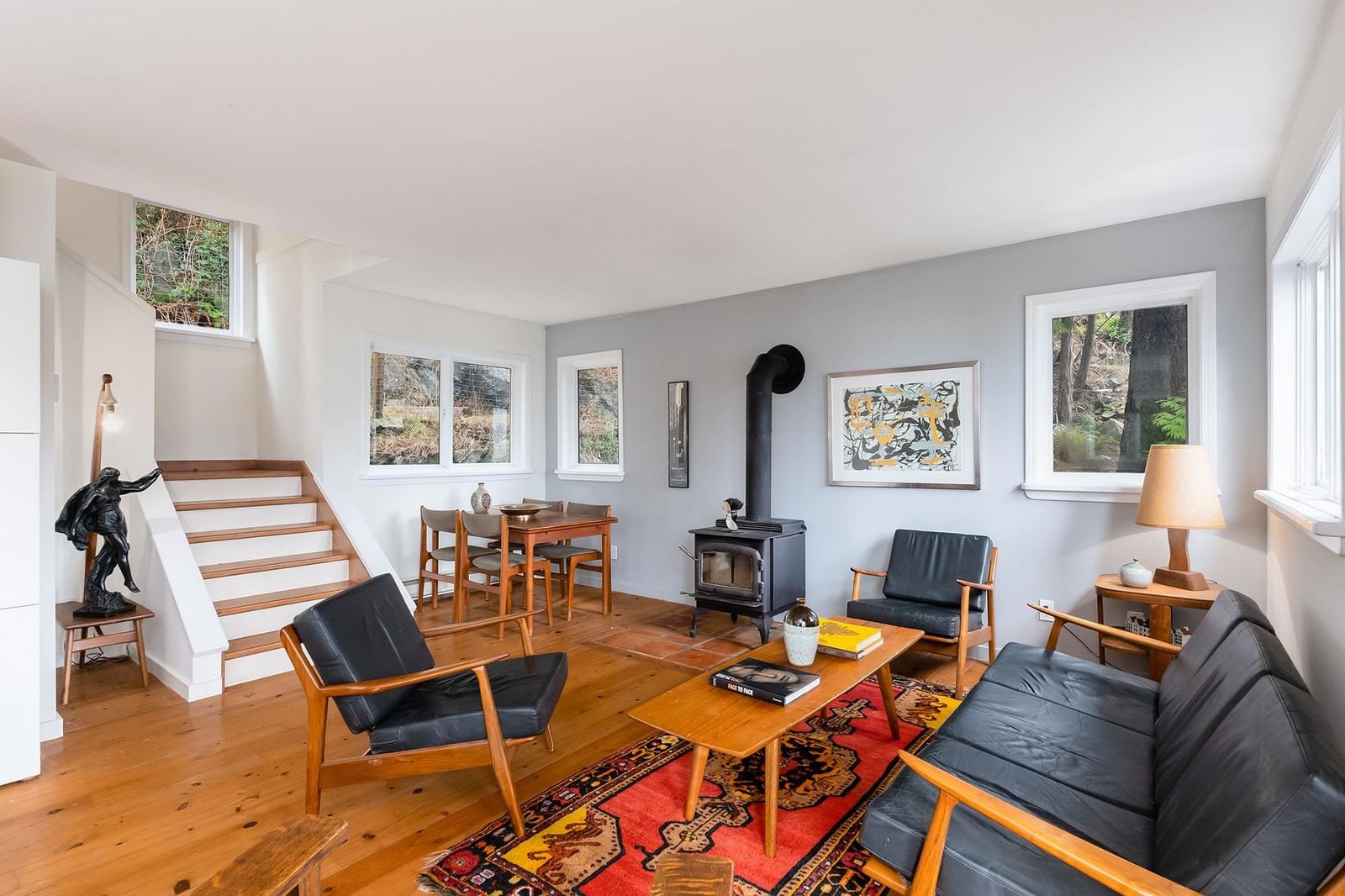 Listing Image 9