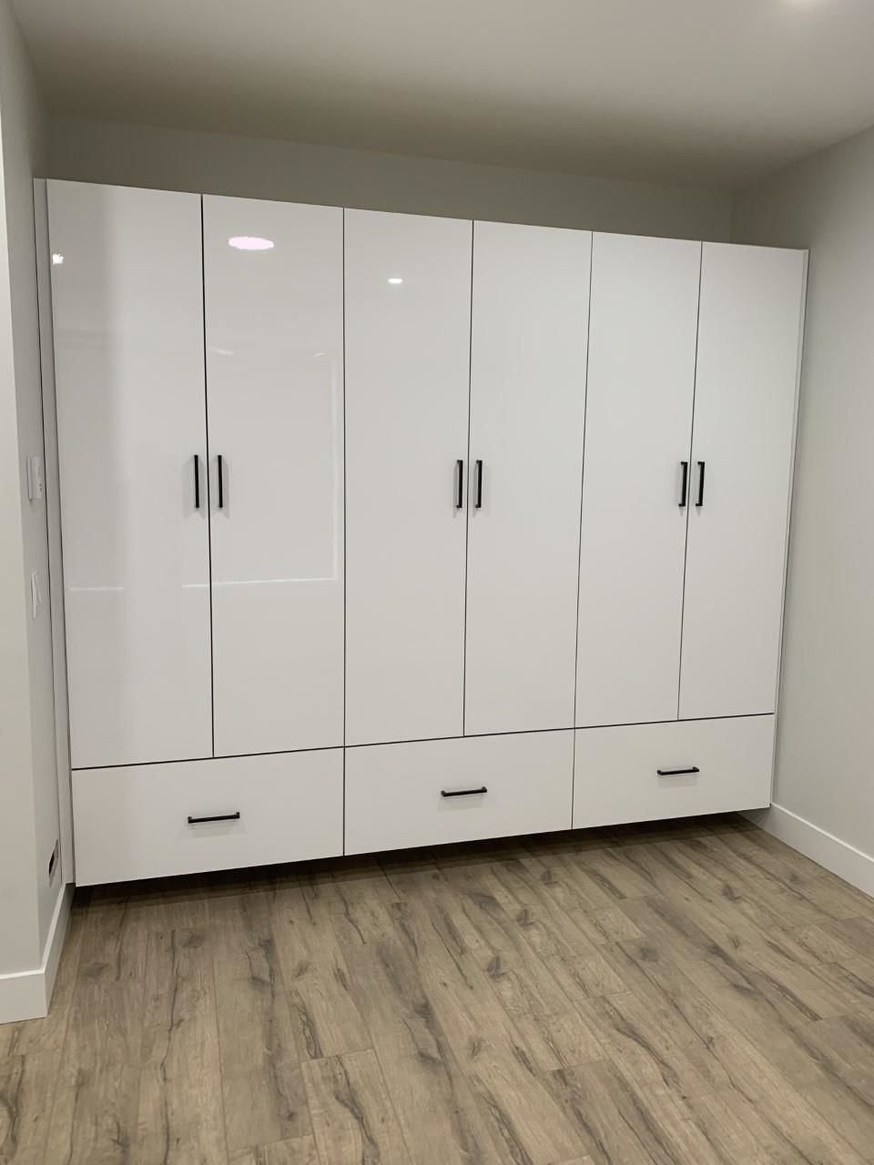 Listing Image 8
