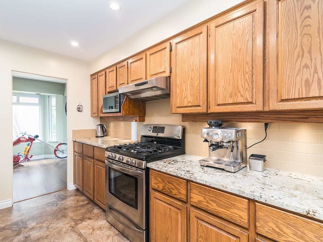 Listing Image 15