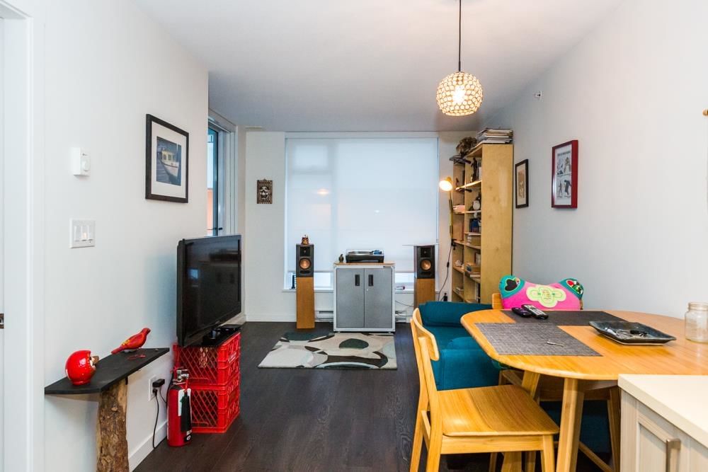 Listing Image 15