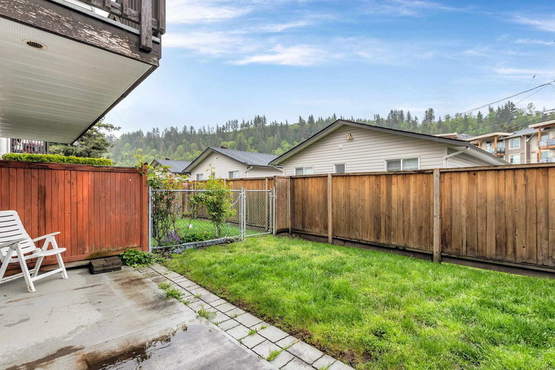 27 - 45740 Thomas Road, Chilliwack, V2R 3V9 | Image 2