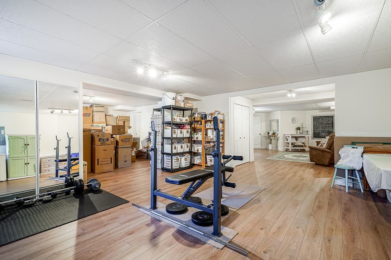 Listing Image 32