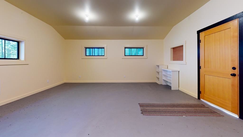 Listing Image 30