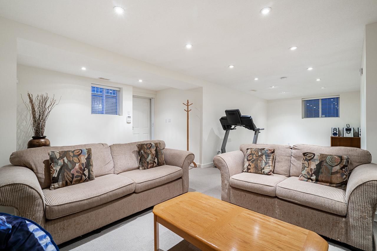 Listing Image 33