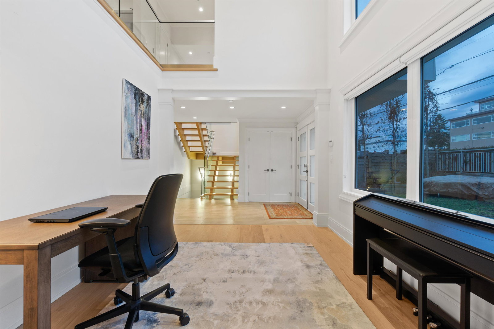 Listing Image 5