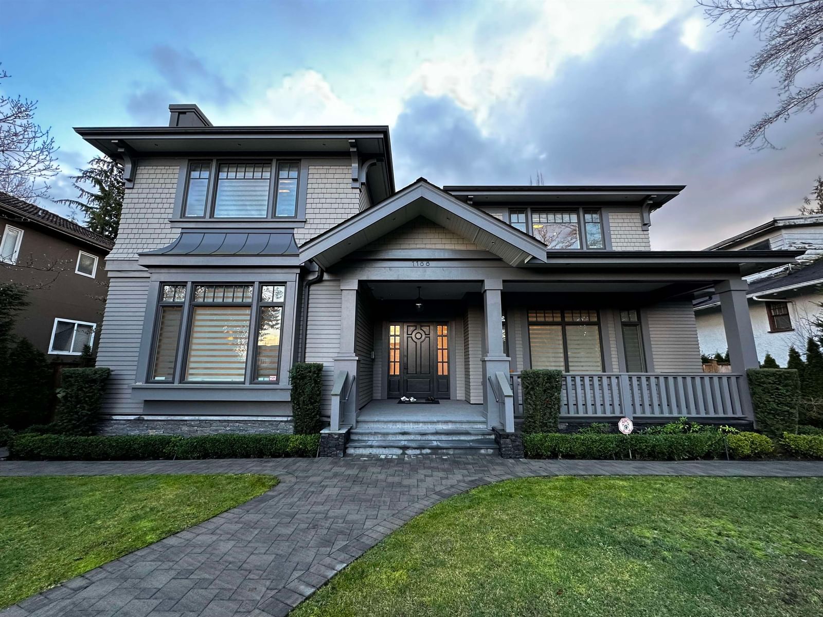 Listing Image 1