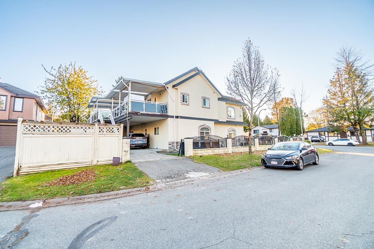 Listing Image 19