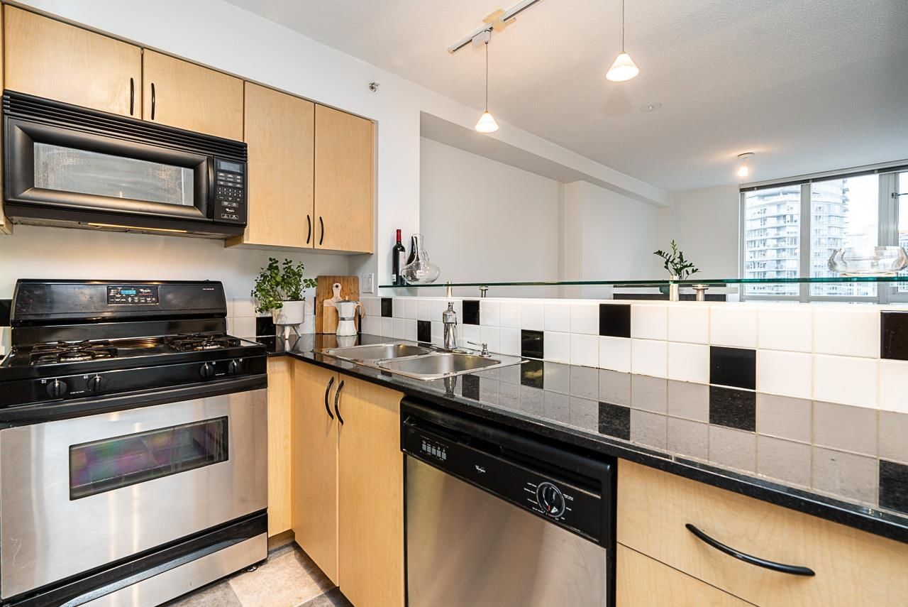 Listing Image 10