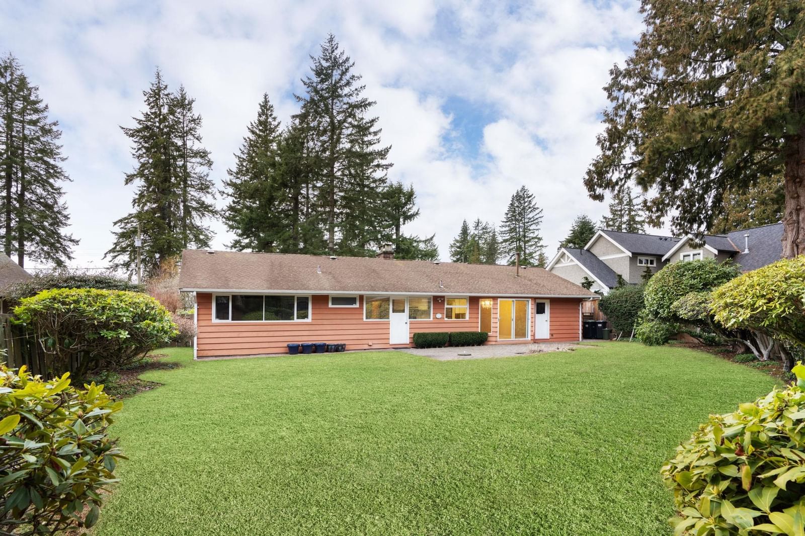 Listing Image 27