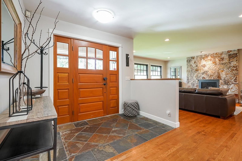 2857 Violet Street, North Vancouver, V7H 2L7 | Image 3