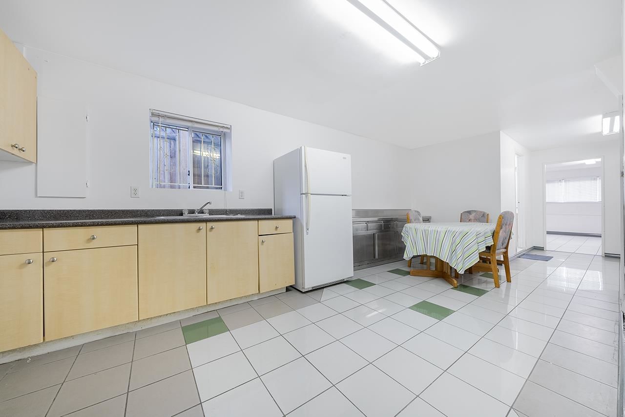 Listing Image 18