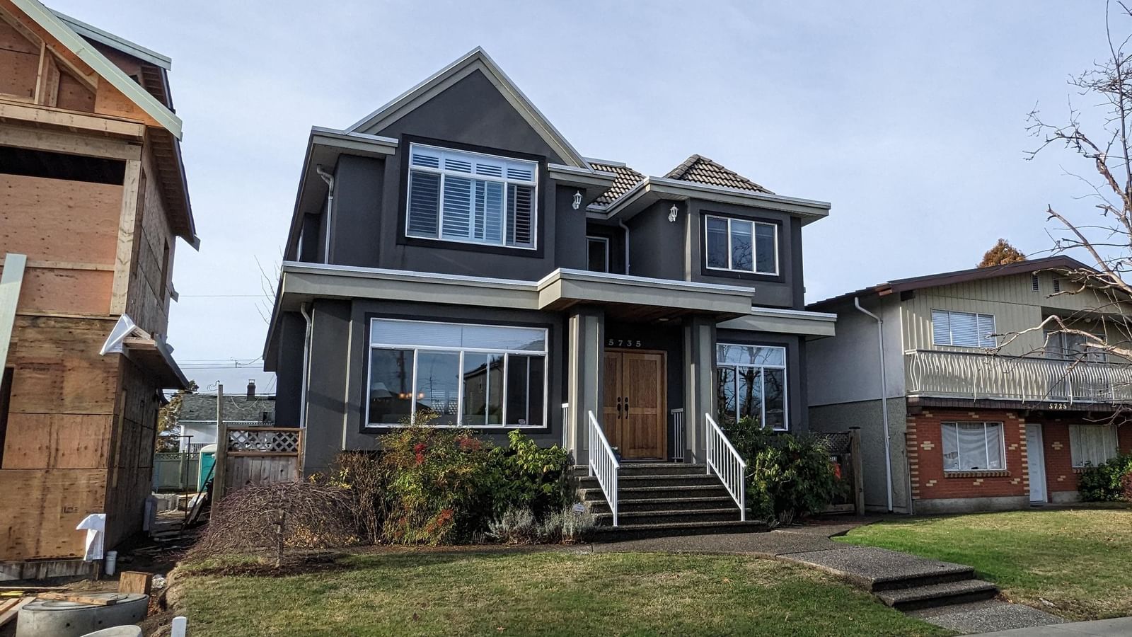Listing Image 1