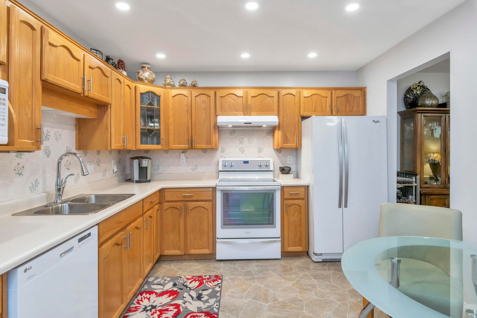 Listing Image 13