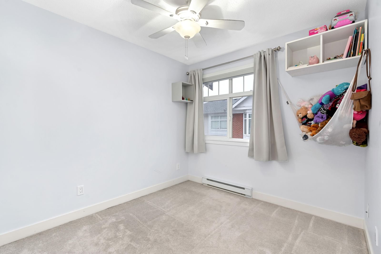 Listing Image 17
