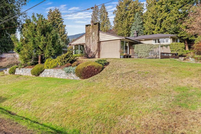 1645 Palmerston Avenue, West Vancouver, V7V 2T9 | Image 3