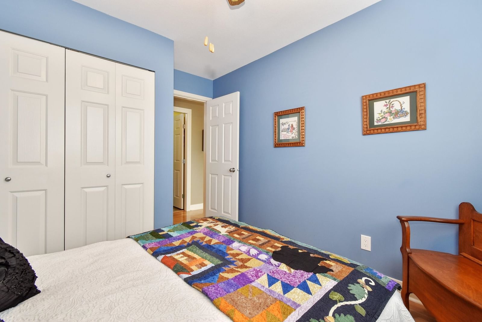 Listing Image 20