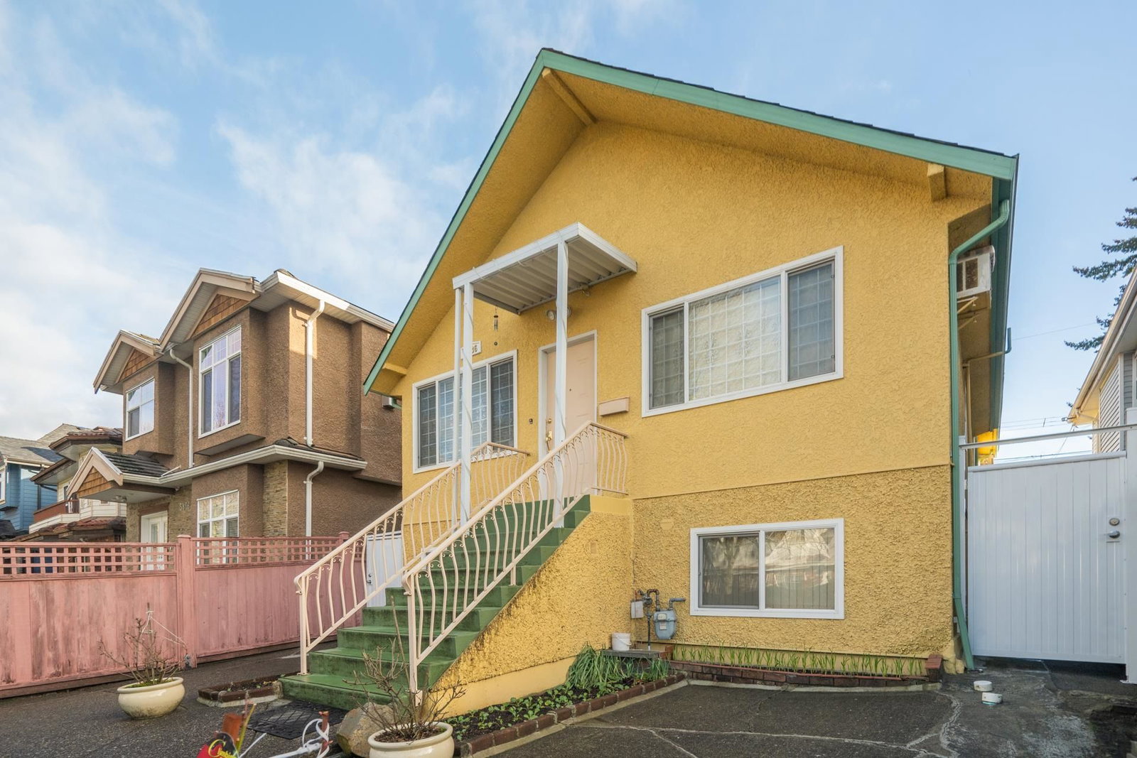 Listing Image 1