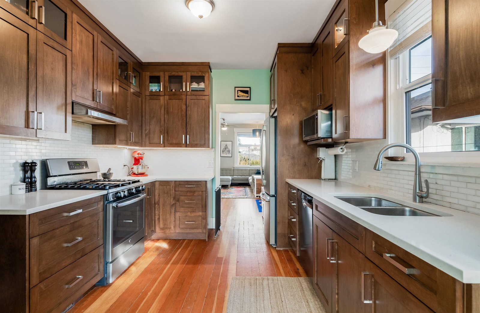 Listing Image 14