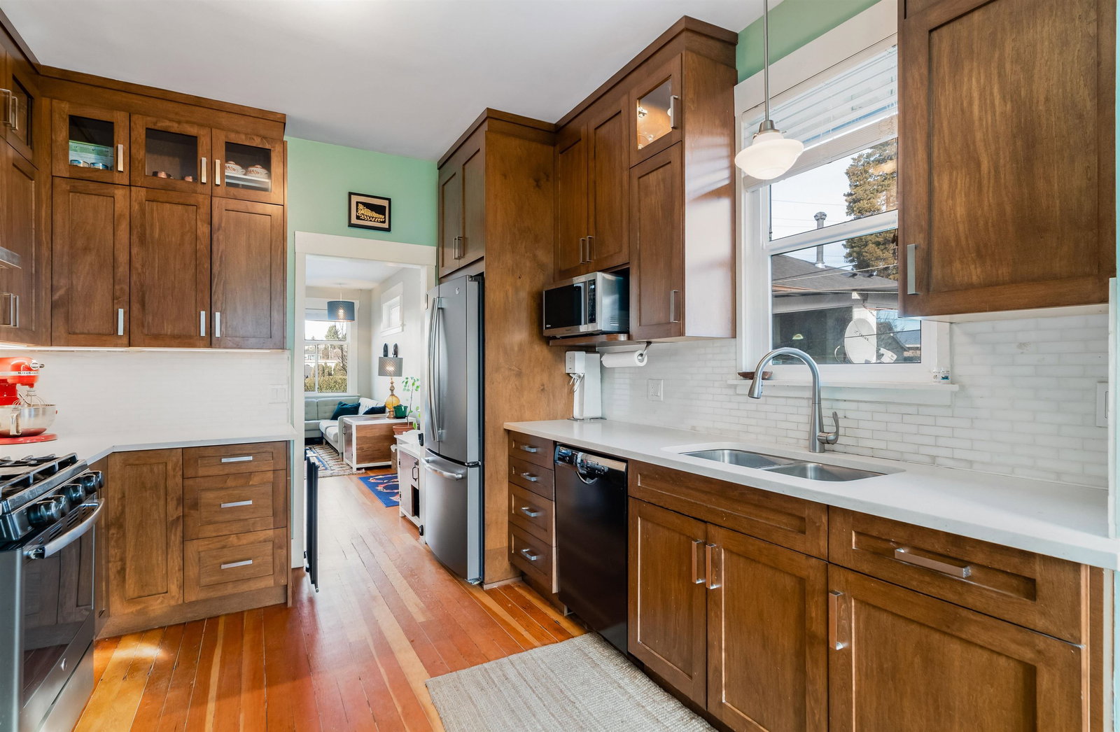 Listing Image 15