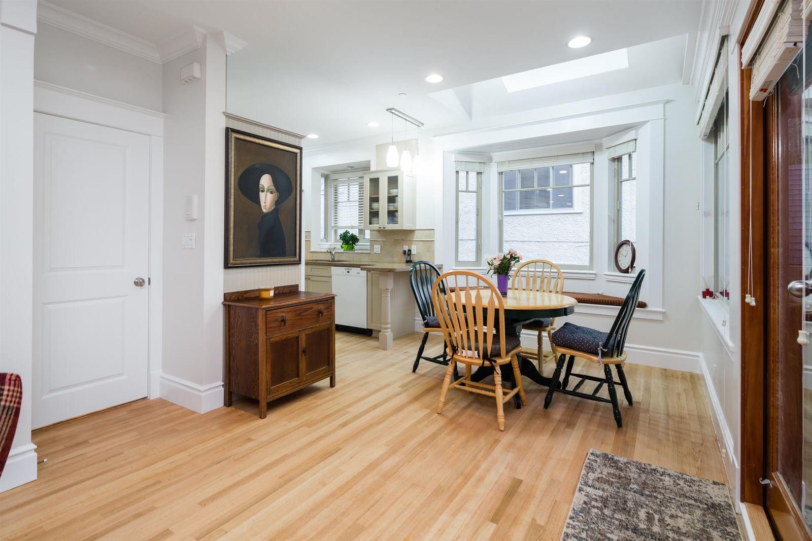 Listing Image 16