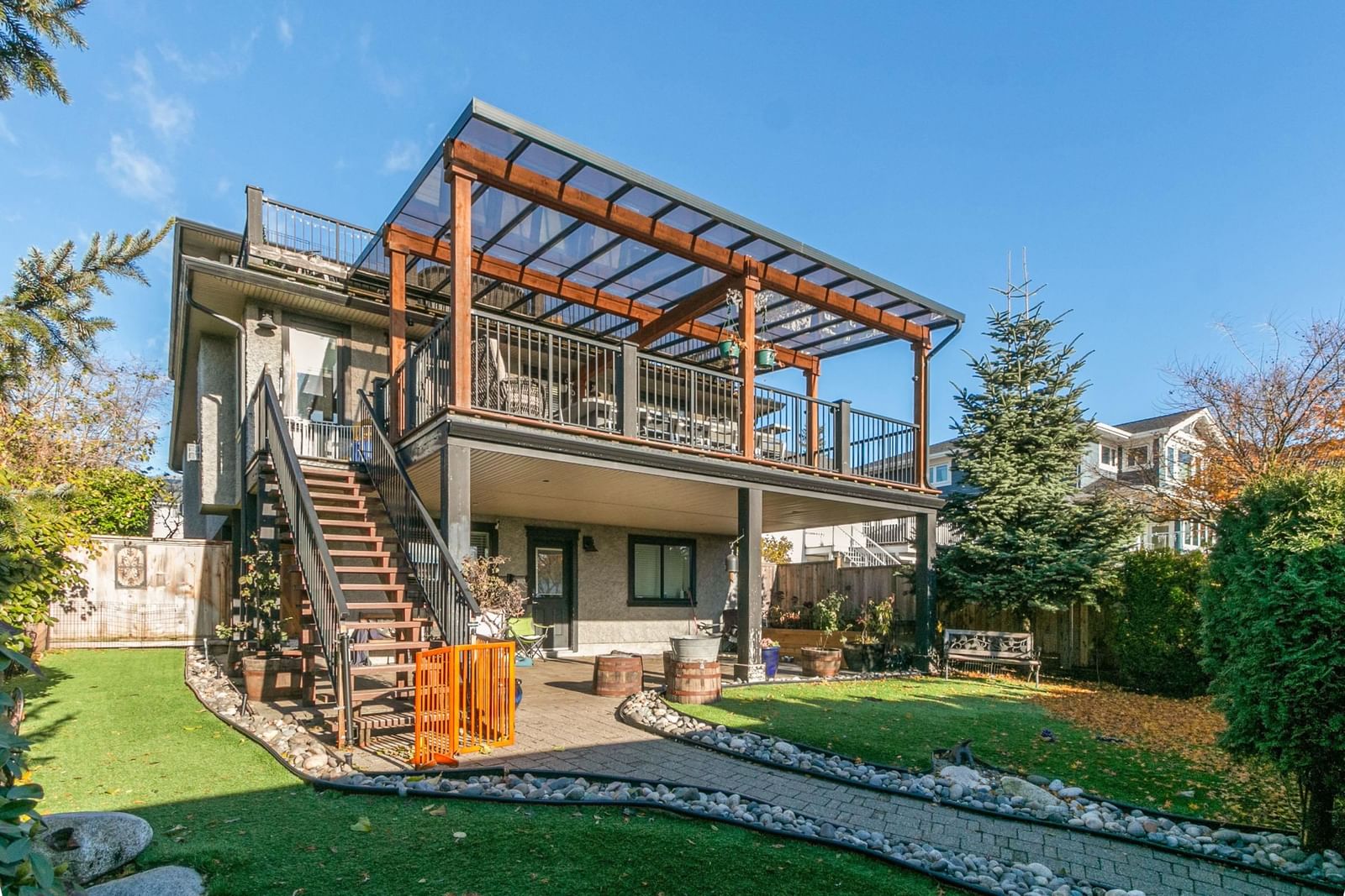 Listing Image 19