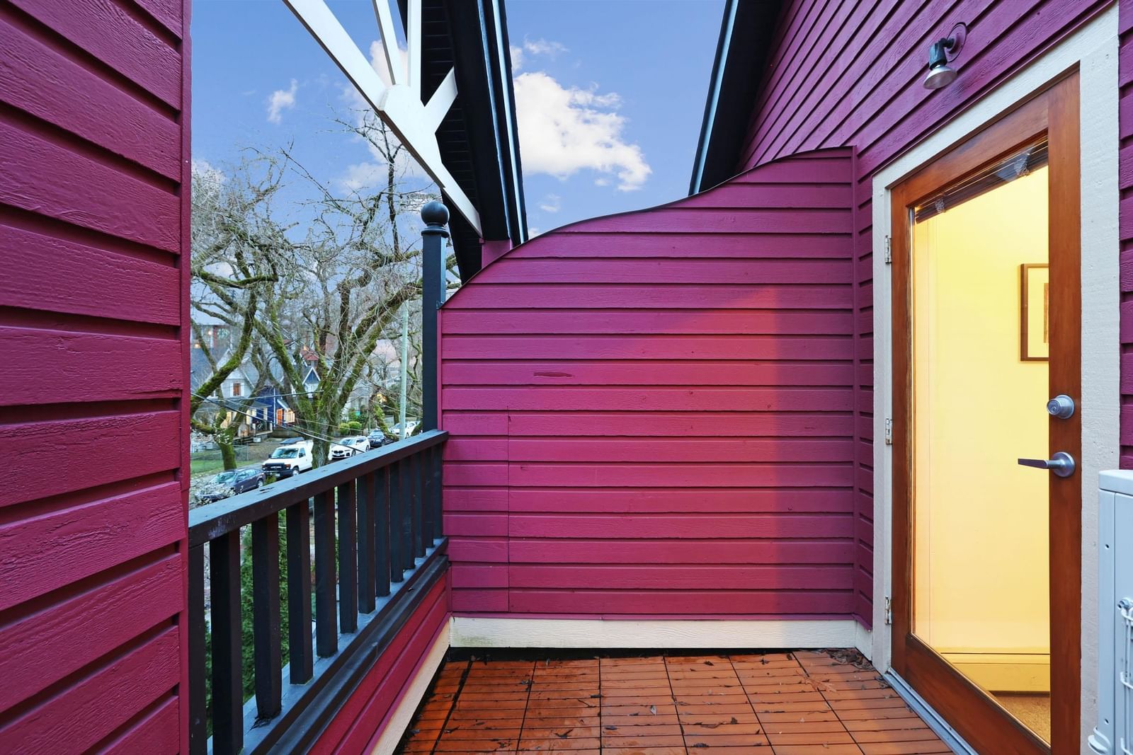 Listing Image 14