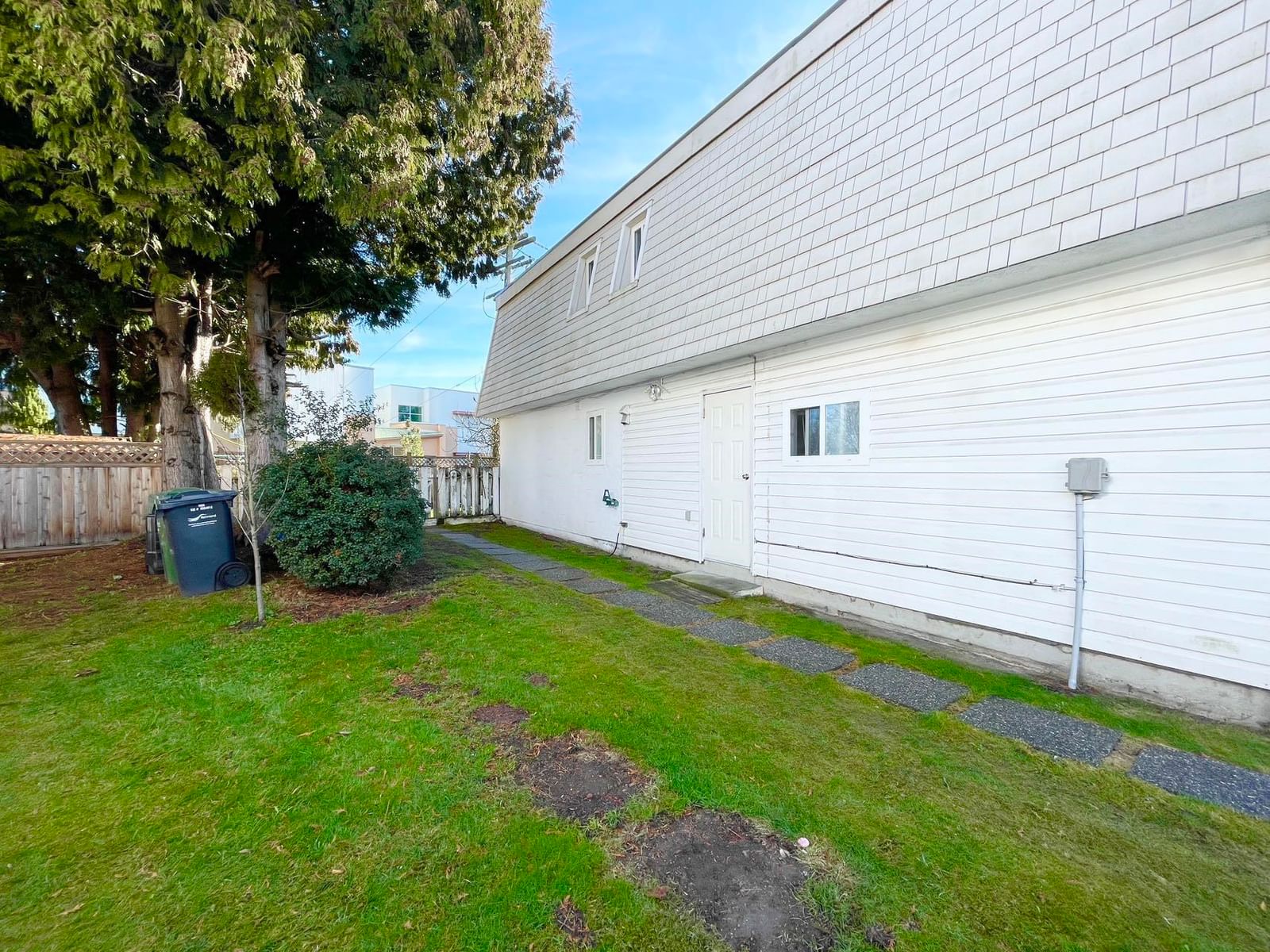 Listing Image 33