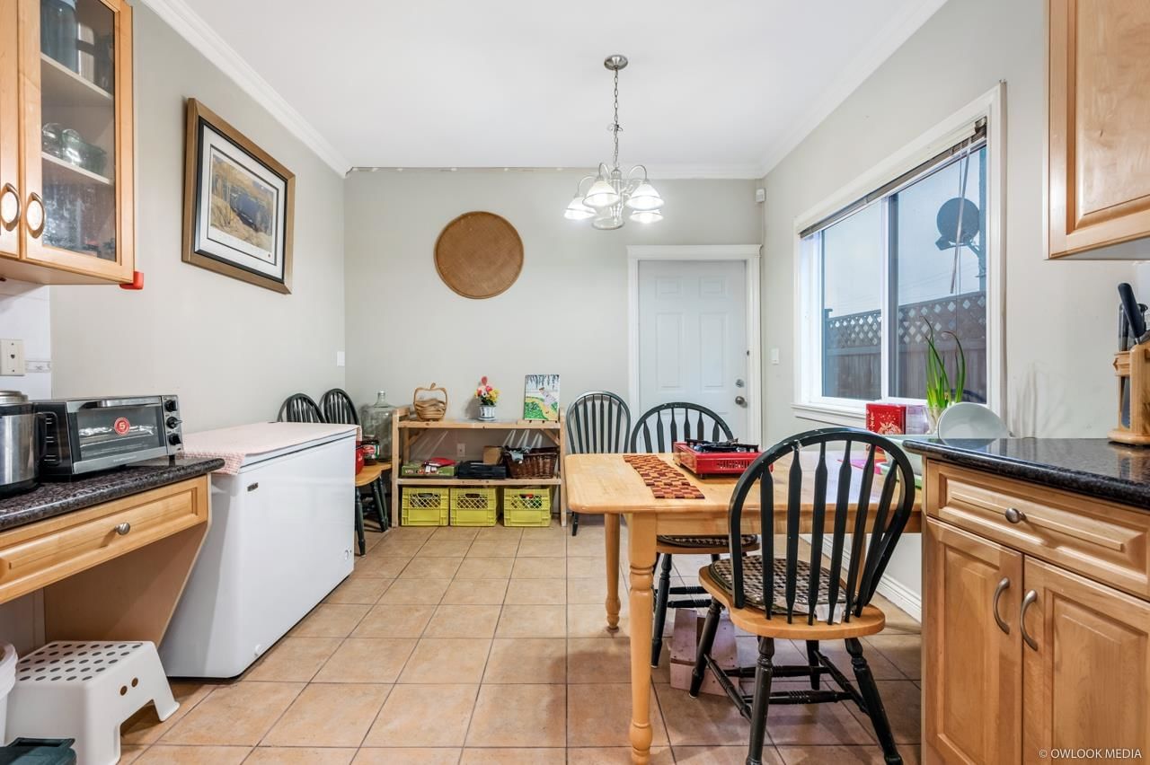 Listing Image 6