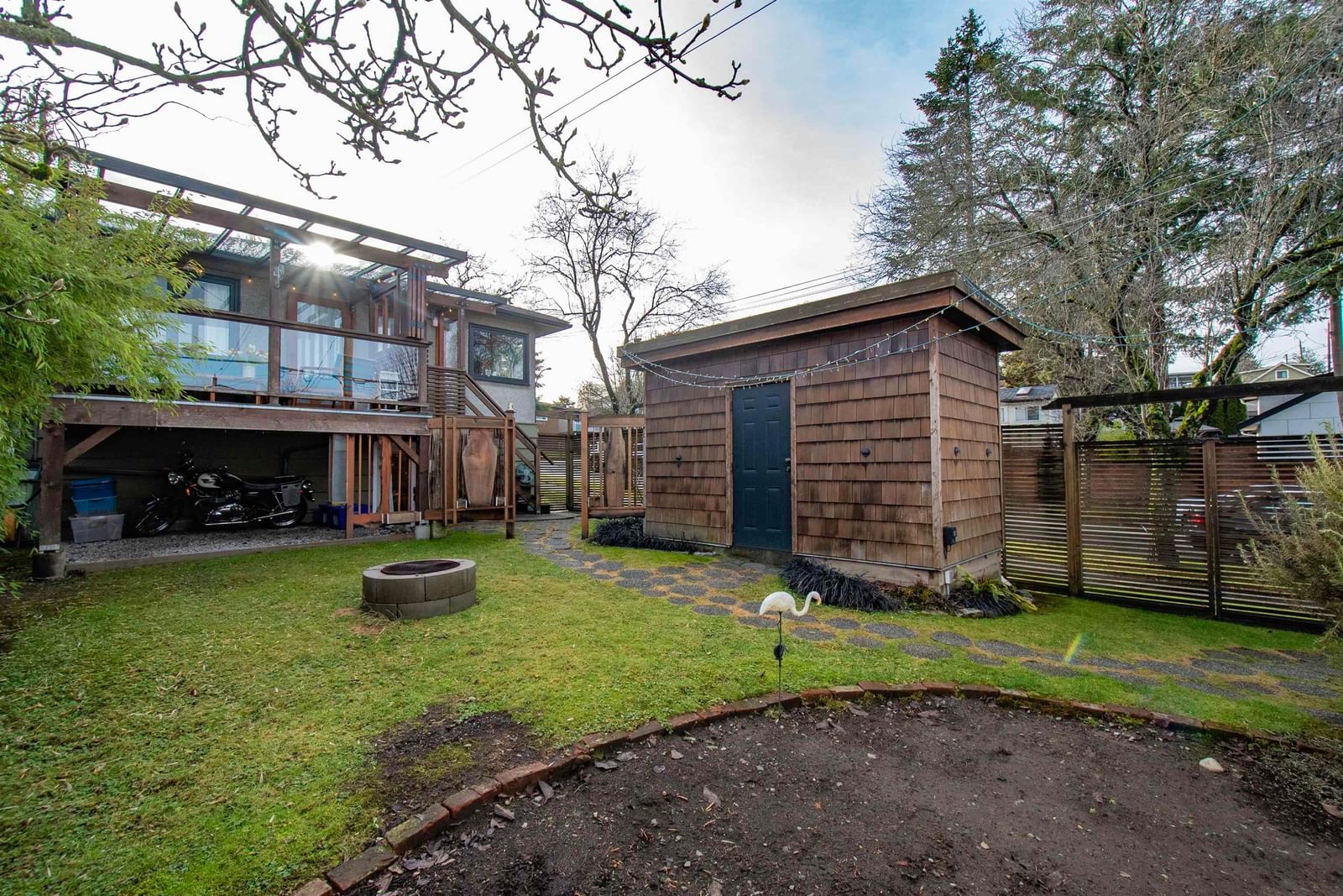 Listing Image 23