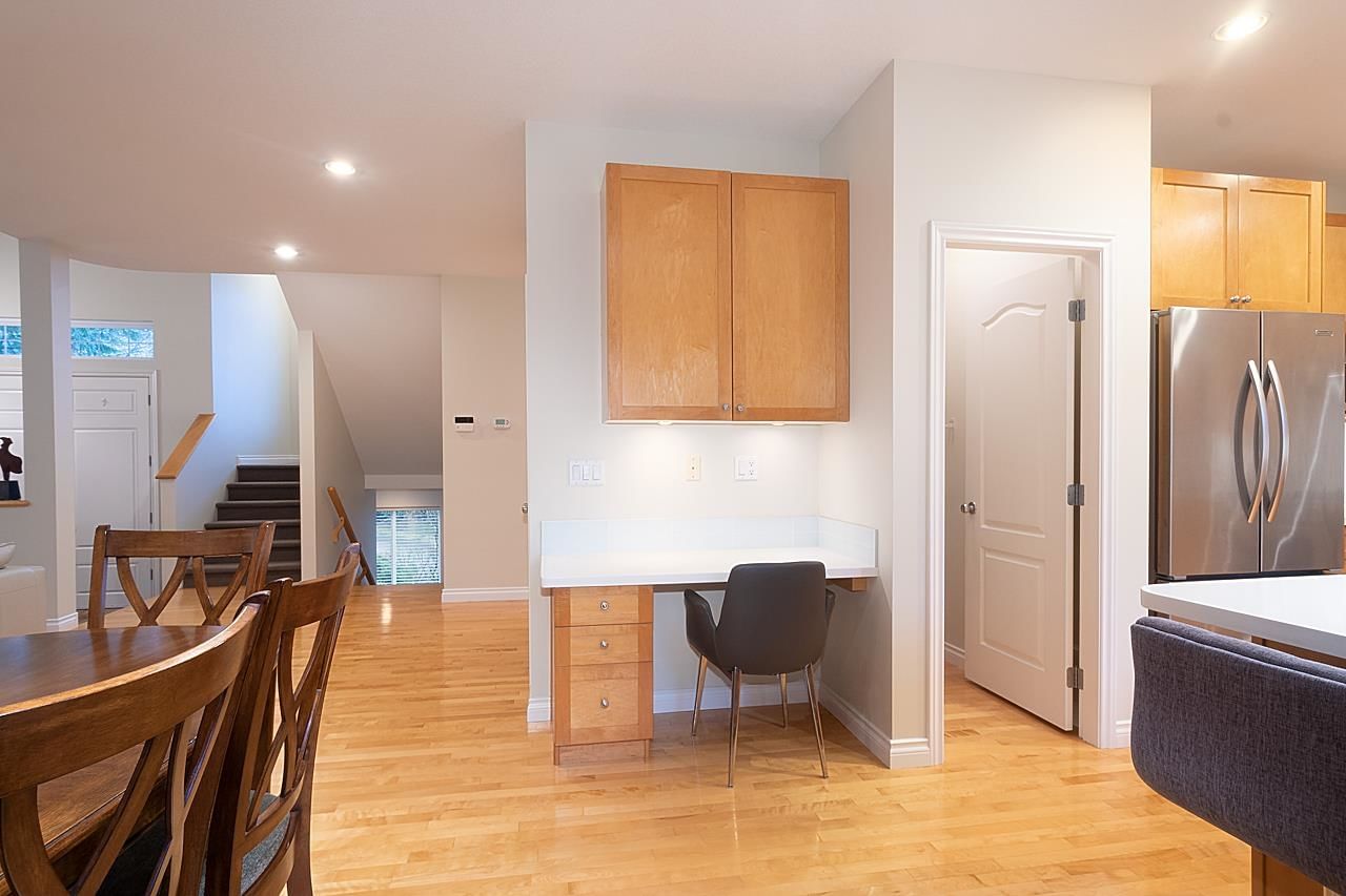 Listing Image 16